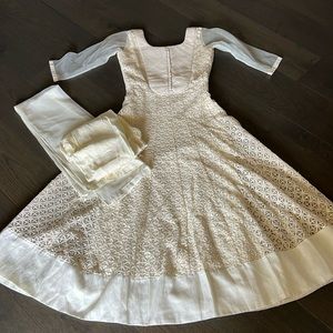 Indian dress/salwar suit / Anarkali .